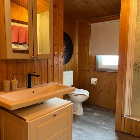 Waldstube * Bromskirchen